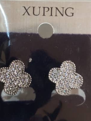 Xuping Gold Clover Crystal Earrings - Image 3